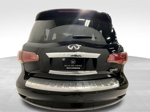 2015 INFINITI QX80 Base