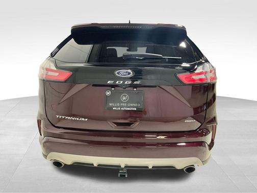 2021 Ford Edge Titanium