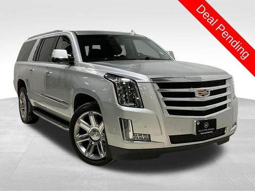 2018 Cadillac Escalade ESV Luxury