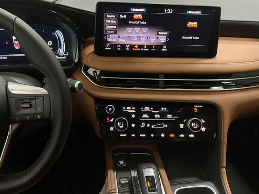2025 INFINITI QX60 SENSORY