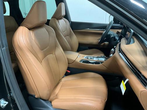2025 INFINITI QX60 SENSORY