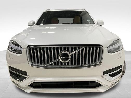 2023 Volvo XC90 B6 Ultimate 7-Seater