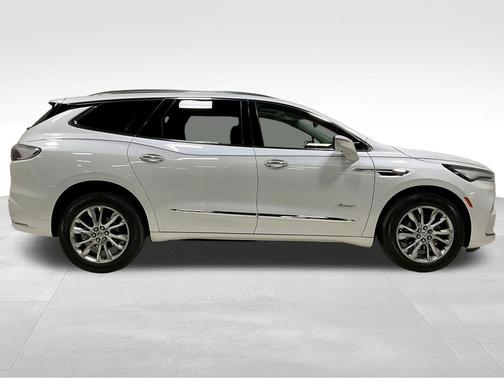 2024 Buick Enclave Avenir AWD
