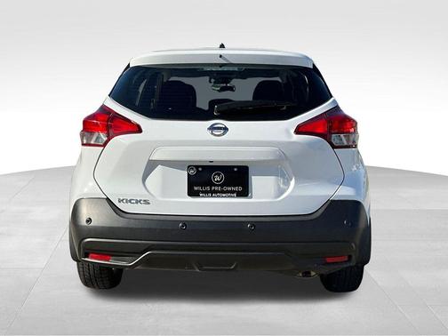 2020 Nissan Kicks S