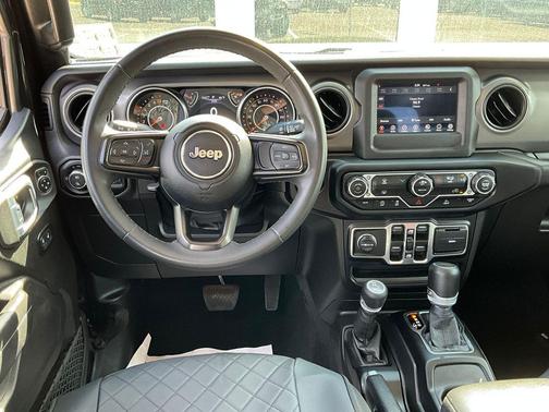 2023 Jeep Gladiator Sport S