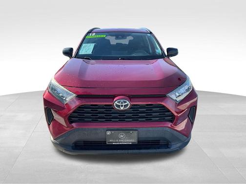 2019 Toyota RAV4 LE