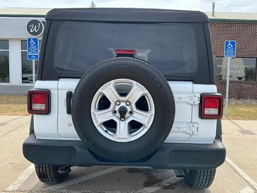 2020 Jeep Wrangler Unlimited Sport