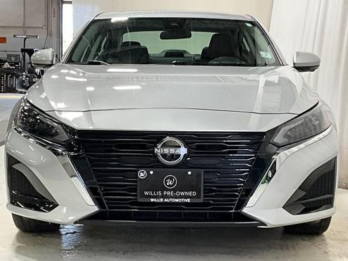 2024 Nissan Altima 2.5 SL