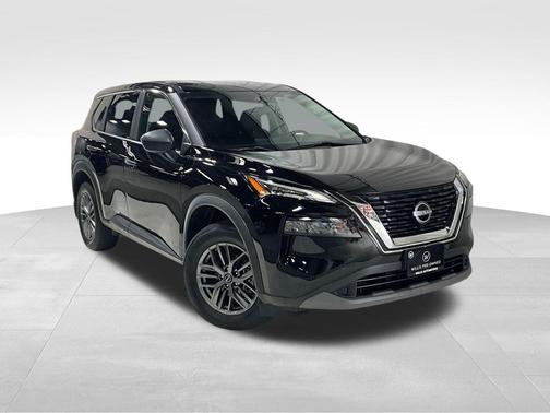 Super Black 2023 Nissan Rogue S