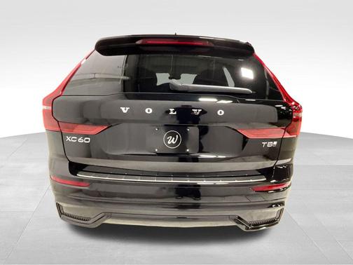 2026 Volvo XC60 Plug-In Hybrid T8 Ultra