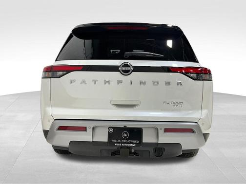 2024 Nissan Pathfinder Platinum 4WD