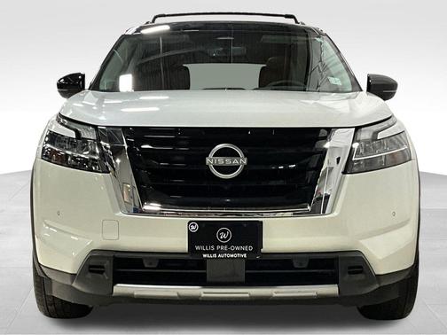 2024 Nissan Pathfinder Platinum 4WD