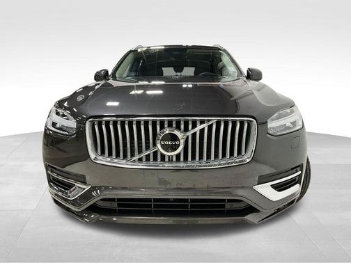 2024 Volvo XC90 B6 Ultimate Bright Theme 7-Seater