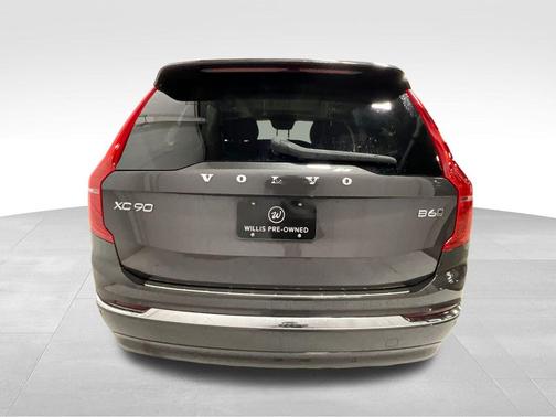 2024 Volvo XC90 B6 Ultimate Bright Theme 7-Seater