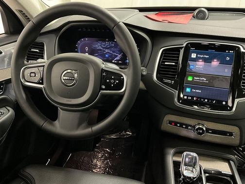 2024 Volvo XC90 B6 Ultimate Bright Theme 7-Seater