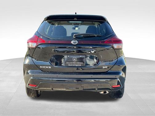 2024 Nissan Kicks SR
