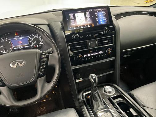 2022 INFINITI QX80 SENSORY