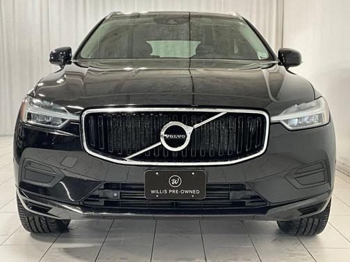 2018 Volvo XC60 T6 Momentum