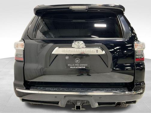 Midnight Black Metallic 2017 Toyota 4Runner Limited