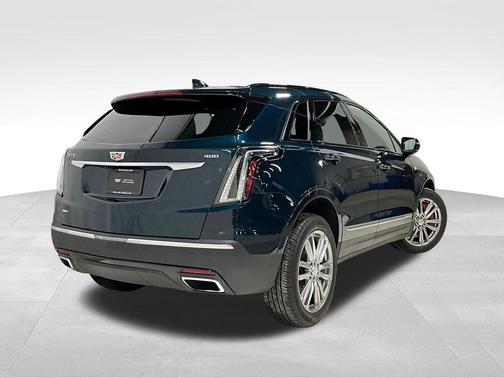 2025 Cadillac XT5 Sport