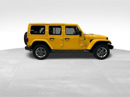 Hellayella Clearcoat 2019 Jeep Wrangler Unlimited Sahara