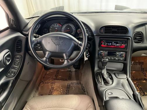 2001 Chevrolet Corvette Base