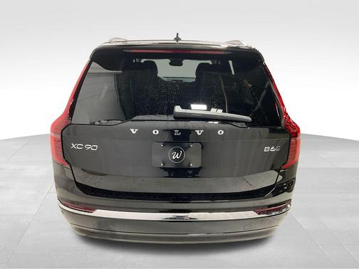 2026 Volvo XC90 Core, B6 AWD Gas (mild hybrid), Gasoline, Bright, 7 Seats