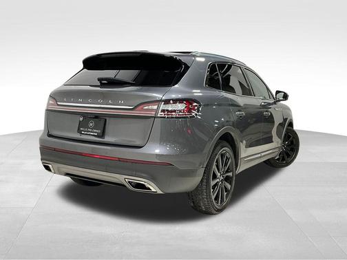 2021 Lincoln Nautilus Reserve