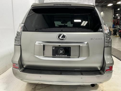 2023 Lexus GX 460 Base