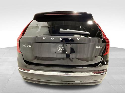 2026 Volvo XC90 B6 Plus 7-Seater