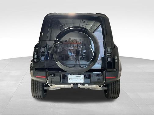 2026 Land Rover Defender P300 S