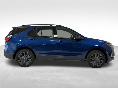 Blue Glow Metallic 2022 Chevrolet Equinox AWD RS