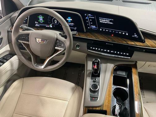 2023 Cadillac Escalade Premium Luxury Platinum