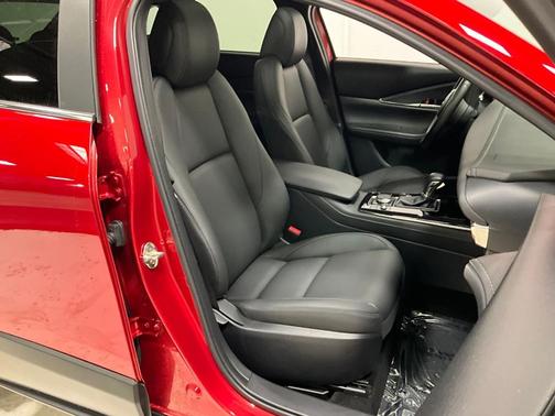 2024 Mazda CX-30 2.5 S Preferred Package