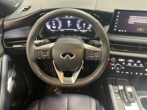 2026 INFINITI QX60 Base
