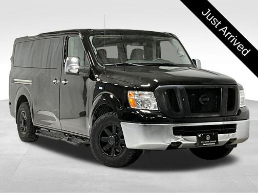 2018 Nissan NV Passenger NV3500 HD S V6