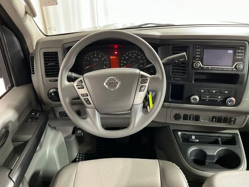 2018 Nissan NV Passenger NV3500 HD S V6