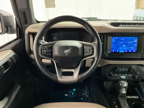 Eruption Green Metallic 2023 Ford Bronco Wildtrak