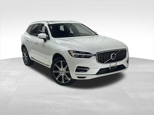 2021 Volvo XC60 Recharge Plug-In Hybrid T8 Inscription