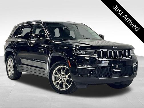 Diamond Black Crystal Pearlcoat 2022 Jeep Grand Cherokee 4xe Base