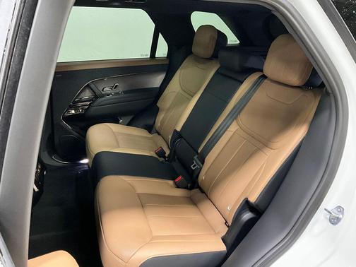 2023 Land Rover Range Rover Sport SE