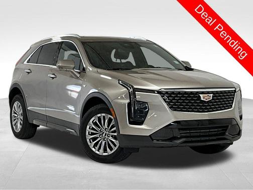 Latte Metallic 2025 Cadillac XT4 Premium Luxury