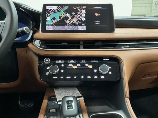 2025 INFINITI QX60 SENSORY
