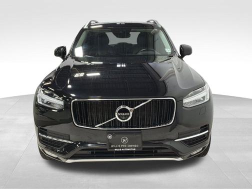 Onyx Black Metallic 2017 Volvo XC90 T6 Momentum