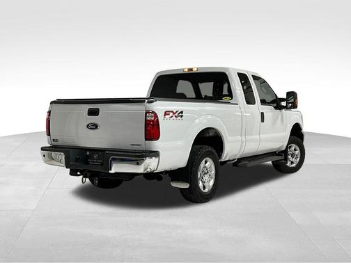 Oxford White 2013 Ford F-250 XLT