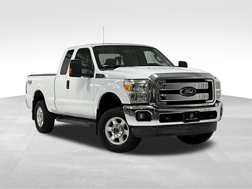 Oxford White 2013 Ford F-250 XLT
