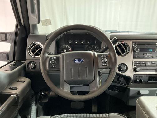 Oxford White 2013 Ford F-250 XLT
