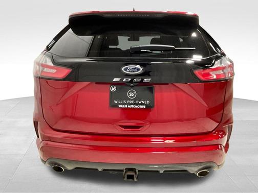 2021 Ford Edge ST Line
