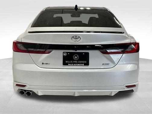 Wind Chill Pearl 2025 Toyota Camry XSE