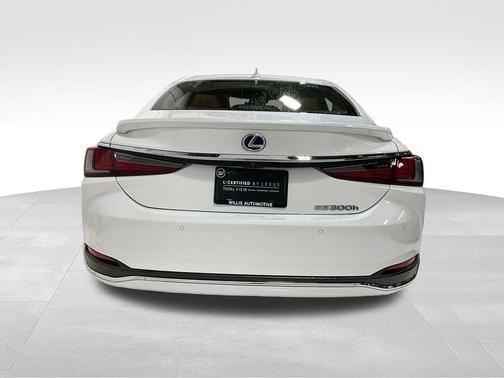 2019 Lexus ES 300h Ultra Luxury